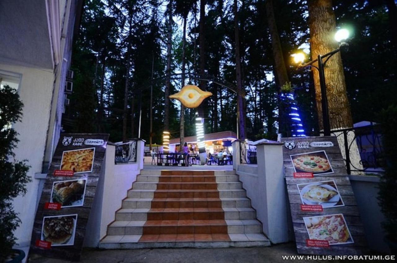 Hulus Hotel Makhinjauri Exterior foto