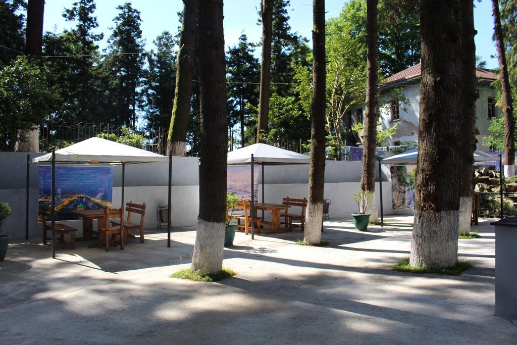 Hulus Hotel Makhinjauri Exterior foto